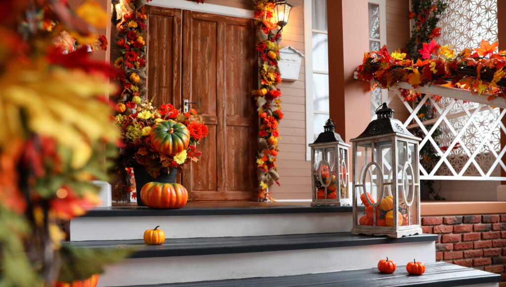 Front porch fall decor getiing ready for fall
